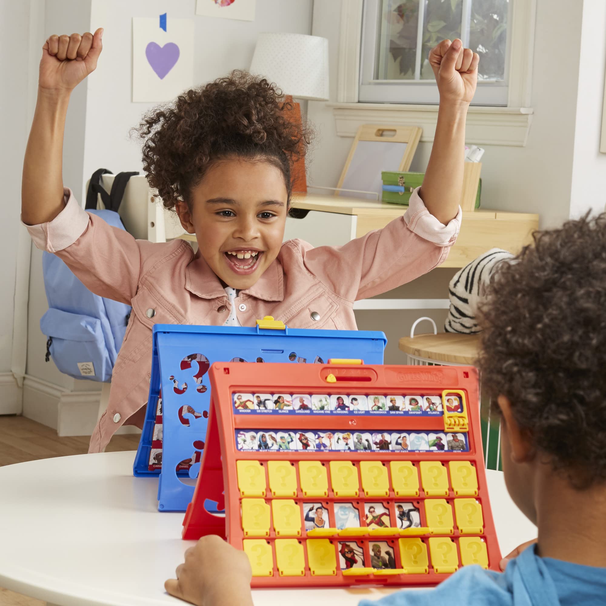 Hasbro Gaming Guess Who? Original,Easy to Load Frame,Double-Sided Character Sheet,2 Player Board Games for Kids,Guessing Games for Families,Ages 6 and Up - Image 6