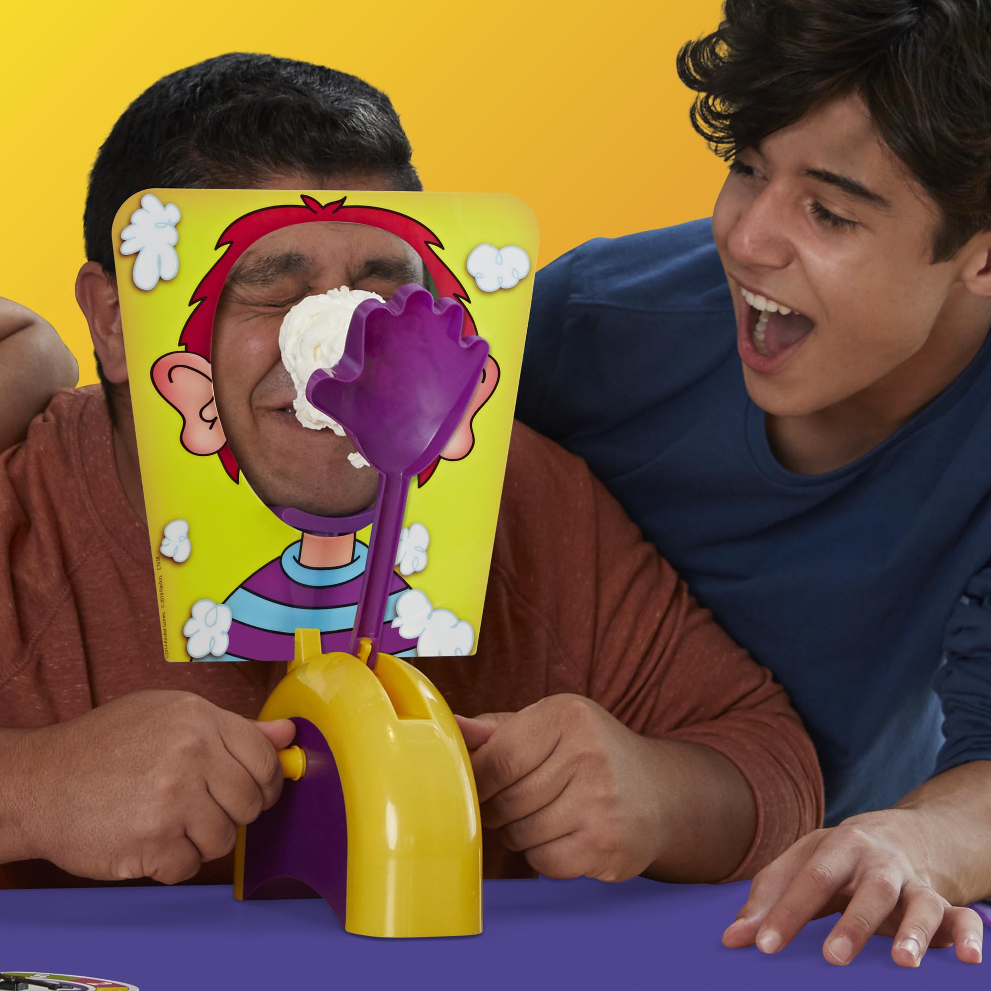 Hasbro Gaming Pie Face Game | Whipped Cream Family Board Game for Kids | Ages 5 and Up | for 2 or More Players | Funny Preschool Games | Kids Gifts - Image 5